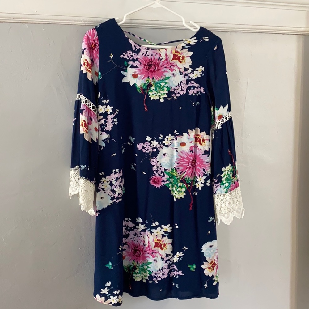 Floral flowy dress